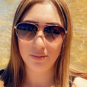 Meet your Posher, Isabel